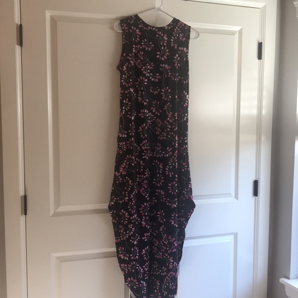 Sleeveless dress size small - Picture 3 of 6